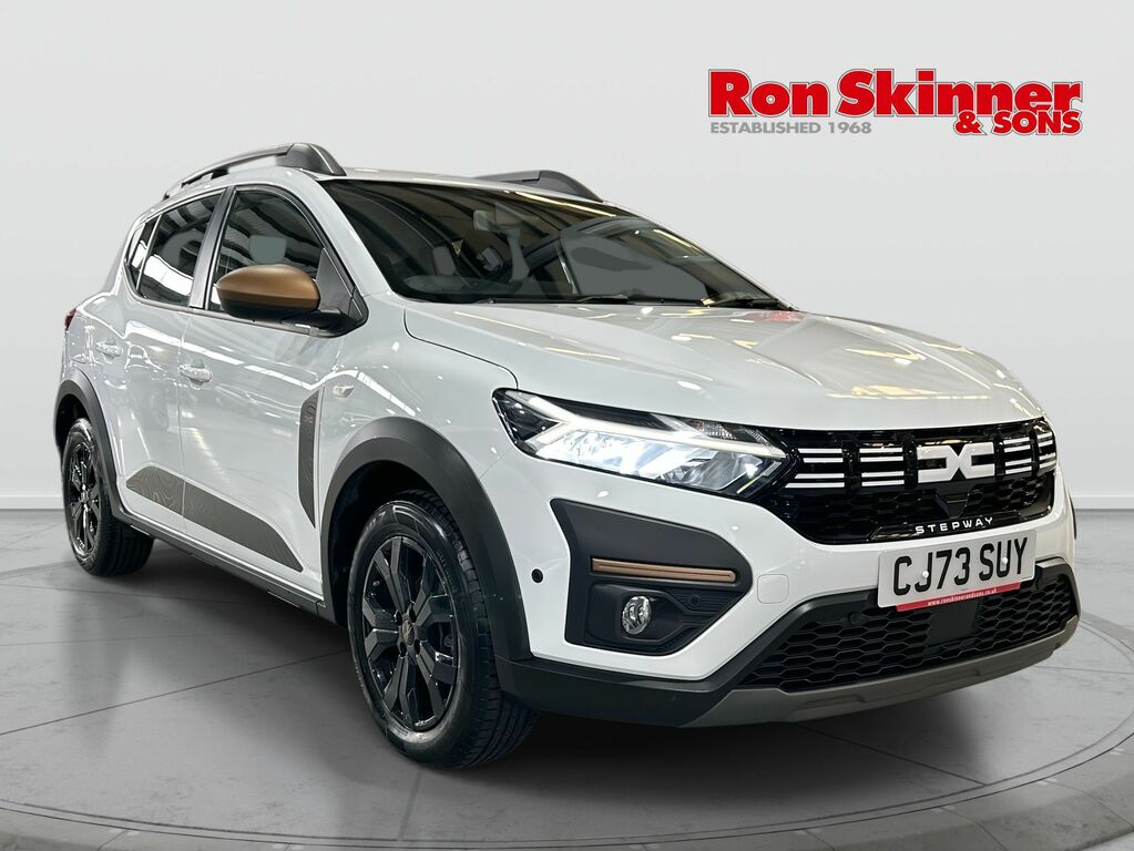 Dacia Sandero Stepway 1.0 Tce Extreme Hatchback Bi Fuel Euro White