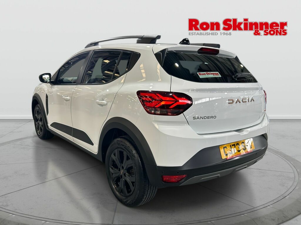 Dacia Sandero Stepway 1.0 Tce Extreme Hatchback Bi Fuel Euro CJ73SUY White #3