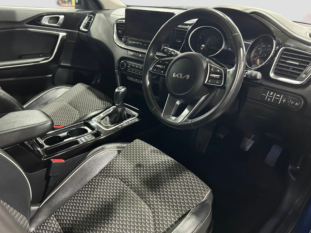 Kia Xceed 1.5 T-gdi 3 Suv Euro 6 Ss 15 CJ73XOA Blue #6