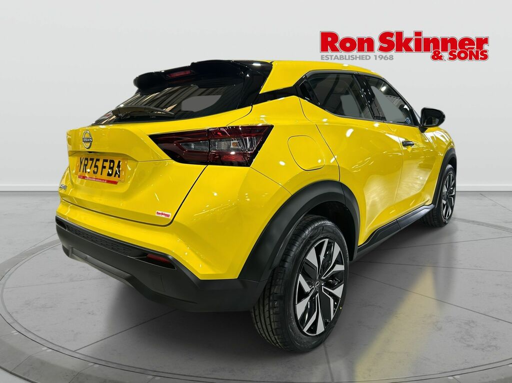Nissan Juke 1.0 Dig-t Acenta Premium Suv Eur YR75FBA Yellow #4