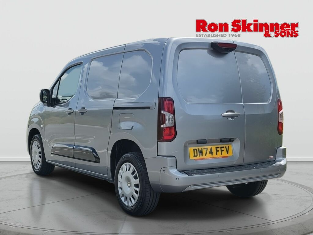 Vauxhall Combo 1.5 Turbo D 2300 Pro Panel Van S DW74FFV Grey #3
