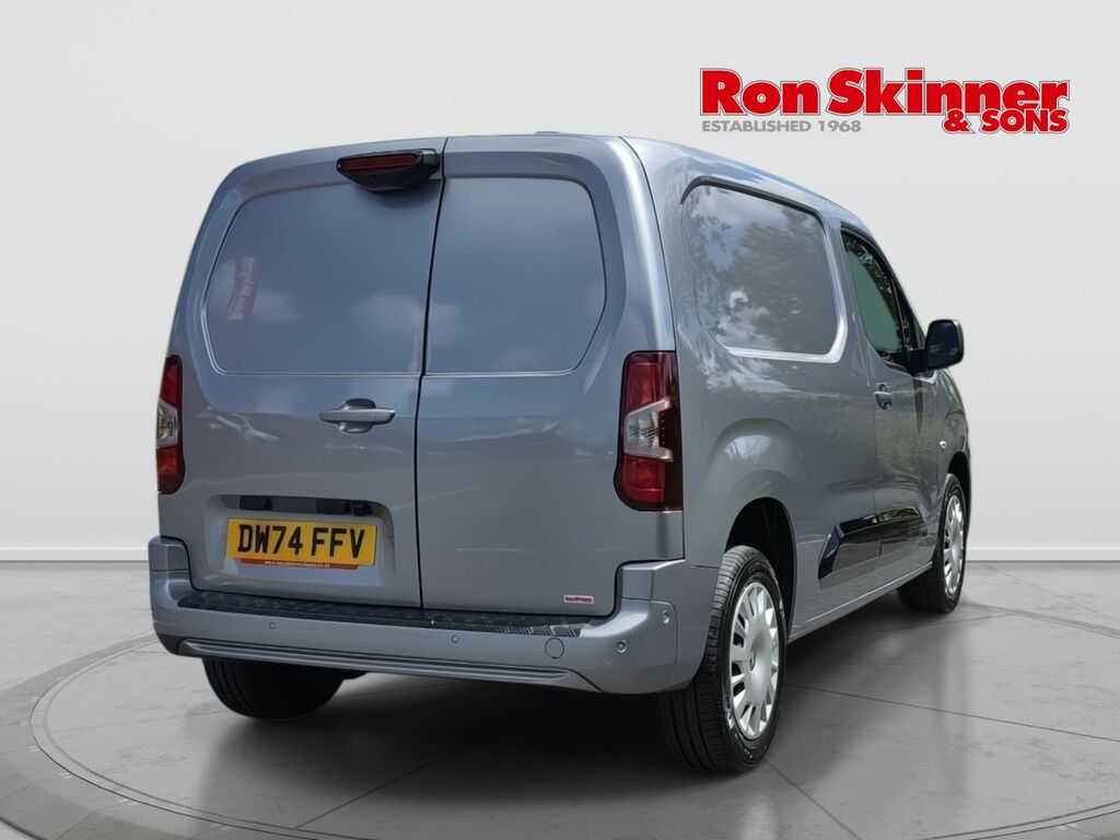 Vauxhall Combo 1.5 Turbo D 2300 Pro Panel Van S DW74FFV Grey #4