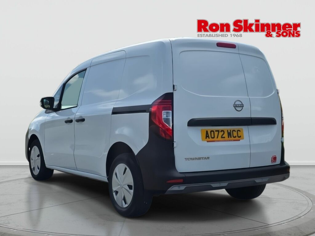Nissan TOWNSTAR 1.3 Tce Acenta Panel Van 6Dr L1 Euro White #3