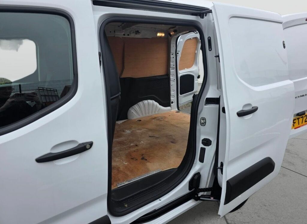 Peugeot Partner 1.5 Bluehdi 1000 Professional Premium Standard P FT72OGW White #6