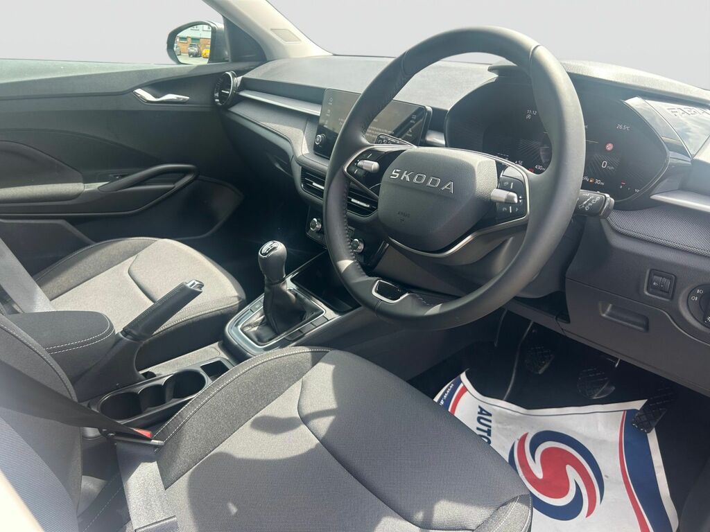 Skoda Fabia 1.0 Tsi Se Edition Hatchback Eur CJ75FJO Grey #6