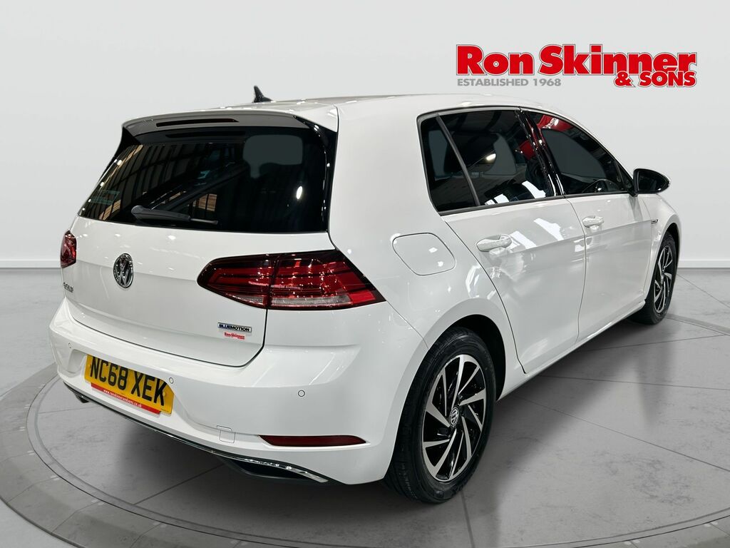 Volkswagen Golf 1.5 Tsi Evo Match Hatchback Euro NC68XEK White #4