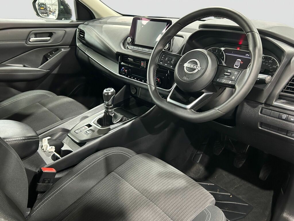 Nissan Qashqai 1.3 Dig-t Mhev Acenta Premium Suv Hybri DN24NNB Black #6