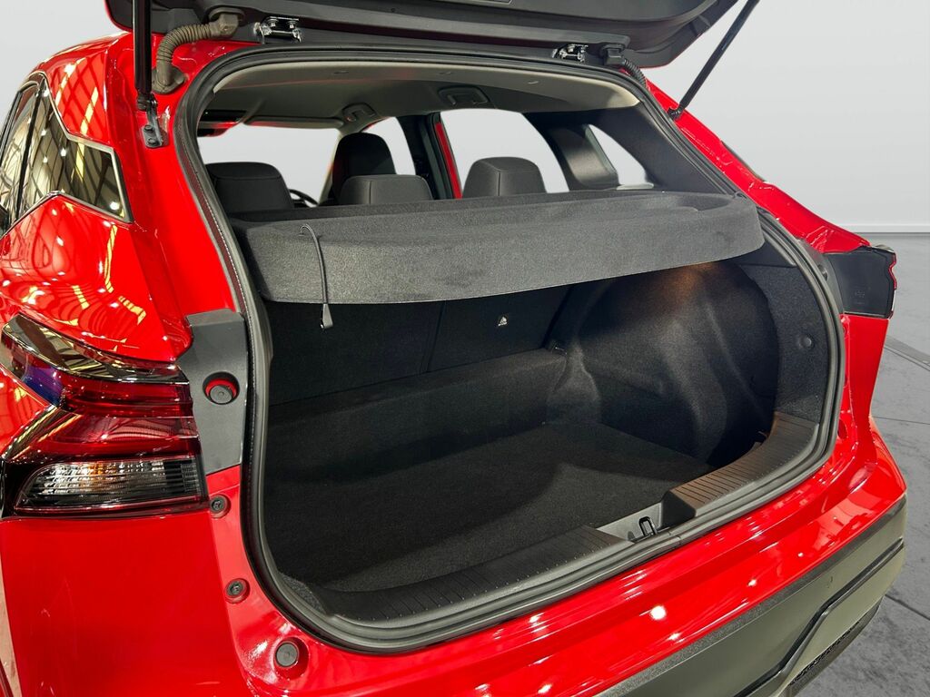 Nissan Qashqai 1.3 Dig-t Mhev Acenta Premium Suv Hybri Red #5