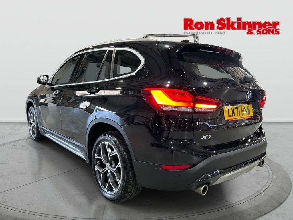 BMW X1 20I Xline Suv Black #3