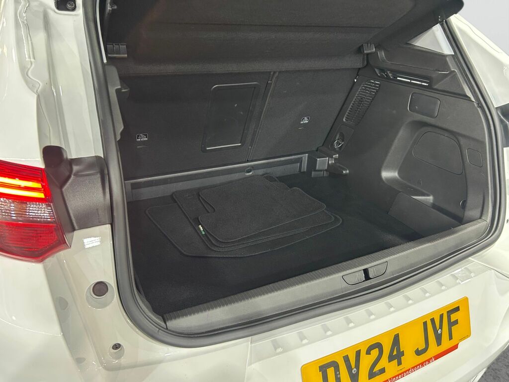 Vauxhall Grandland Gs White #8