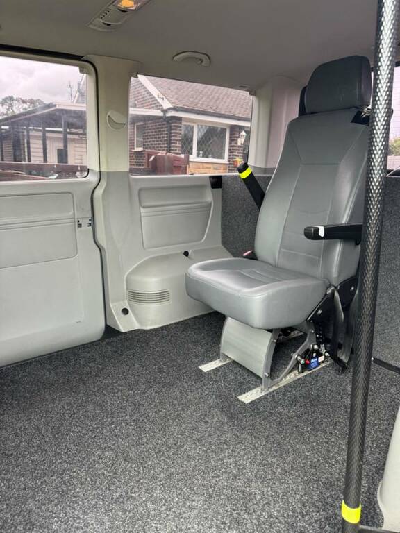 Volkswagen Transporter Shuttle Transporter T30 Se Tdi Bluemotion Technology Blue #12