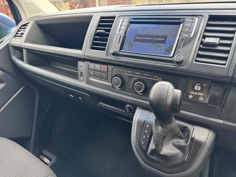 Volkswagen Transporter Shuttle T32 Tdi Shuttle Se Bmt Vw 9 Seater Grey #11
