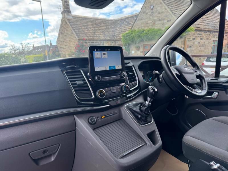 Ford Tourneo Custom 2.0 320 Zetec L1 129 Bhp Silver #11