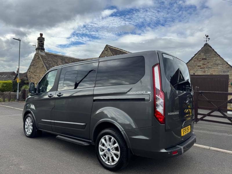 Ford Tourneo Custom Black #7
