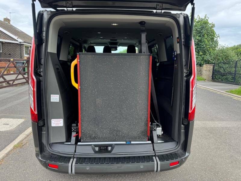 Ford Tourneo Custom Black #16