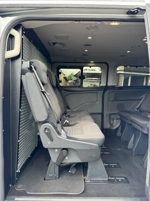 Ford Tourneo Custom Custom 2.0 Ecoblue 130Ps Land-rover 8 Seater Titan Black #17