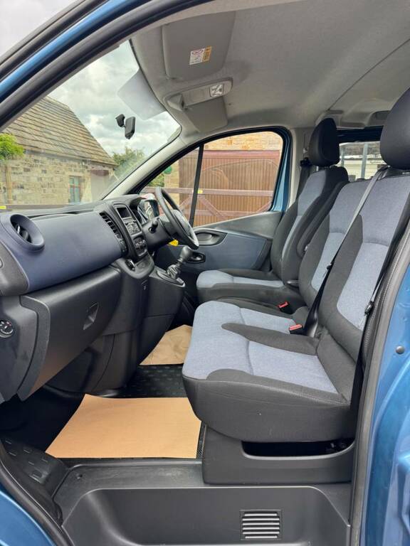 Vauxhall Vivaro 1.6 L1h1 2700 Limited Edition Nav Cdti Pv Biturbo Blue #8
