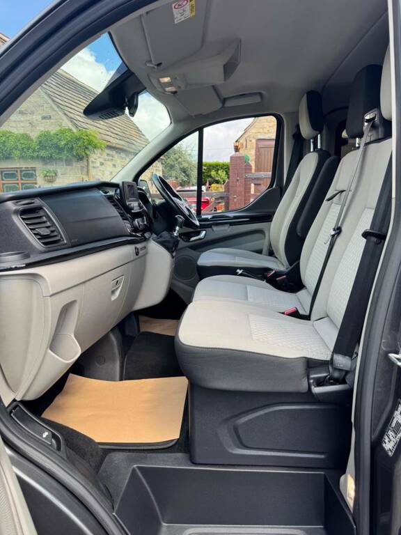 Ford Tourneo Custom Custom Titanium Black #10