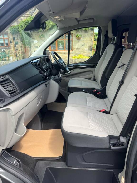 Ford Tourneo Custom Custom Titanium Black #15