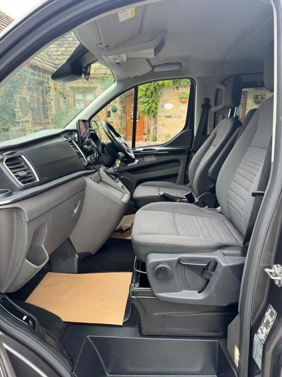 Ford Tourneo Custom Titanium X Black #9