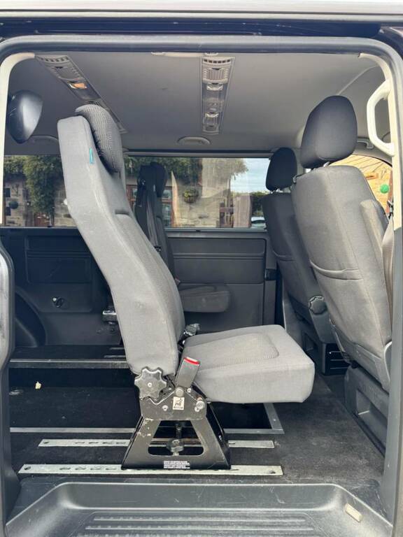 Volkswagen Transporter Shuttle 2.0 Bitdi Bluemotion Tech Beige #13