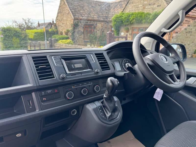 Volkswagen Transporter Shuttle 2.0 Bitdi Bluemotion Tech Beige #16
