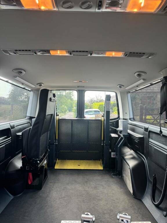 Volkswagen Transporter Shuttle Shuttle Tdi Bluemotion Tech Se U9644 Ulez Blue #12