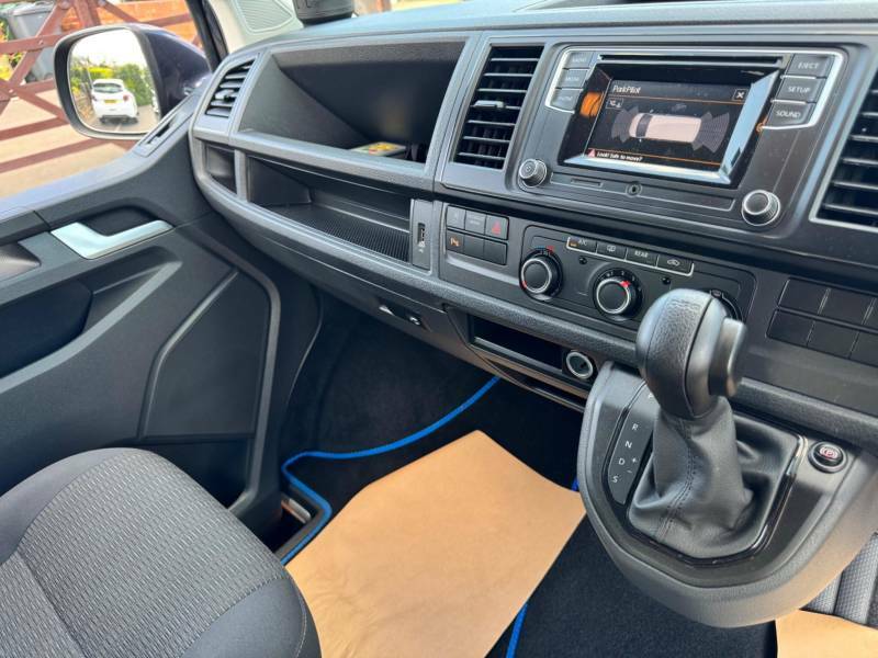 Volkswagen Transporter Shuttle 2.0 Tdi Bluemotion Tech Se Dsg Fwd Lwb Euro 6 Ss Blue #5