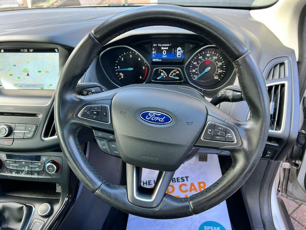 Ford Focus 1.0L Titanium 124 Silver #32