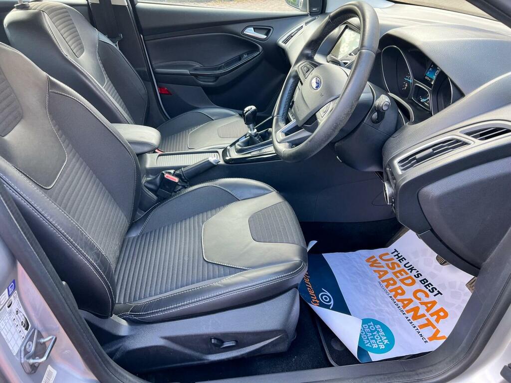 Ford Focus 1.0L Titanium 124 Silver #16
