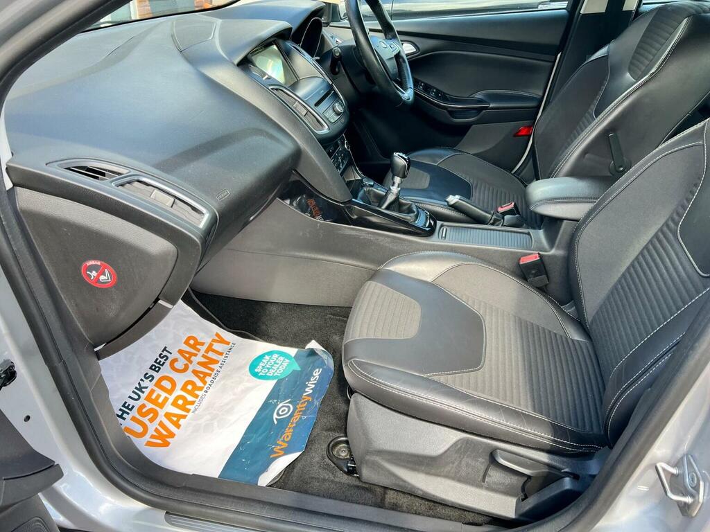 Ford Focus 1.0L Titanium 124 Silver #19