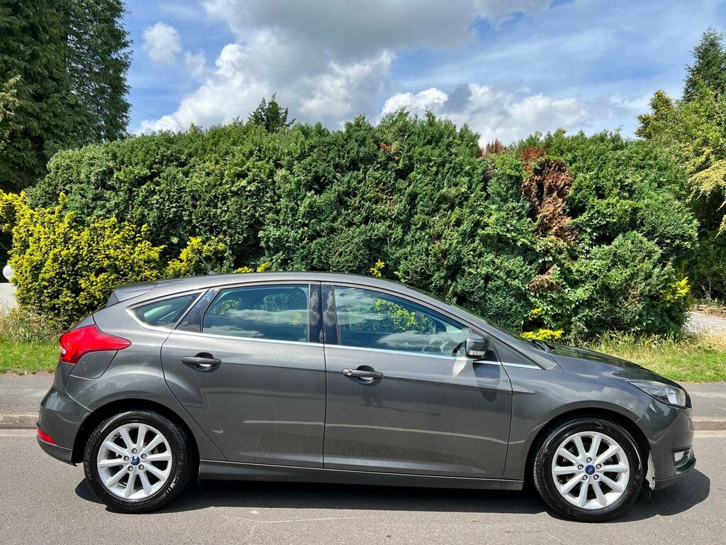 Ford Focus 1.5 Tdci Titanium Euro 6 Ss Grey #2