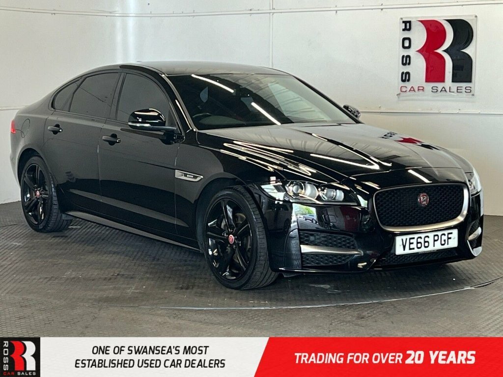 Jaguar XF 2L R-sport Black