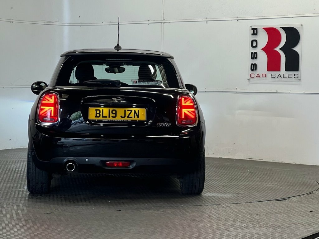 Mini Hatch 1.5L Cooper Classic BL19JZN Black #4