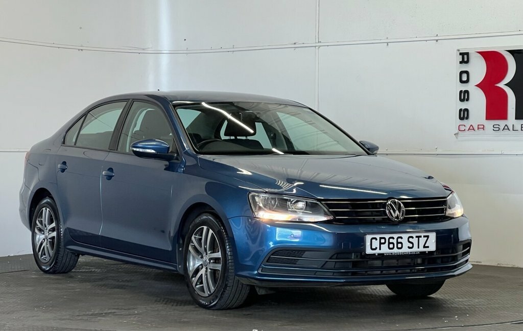 Volkswagen Jetta 1.4L Se Blue