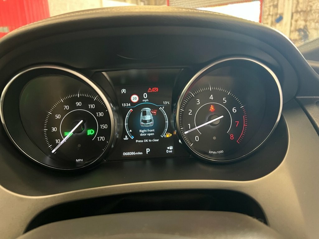 Jaguar E-Pace R-dynamic Se Grey #32