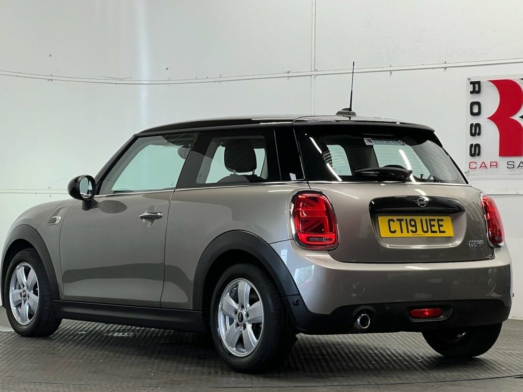 Mini Hatch Cooper Classic CT19UEE Silver #5