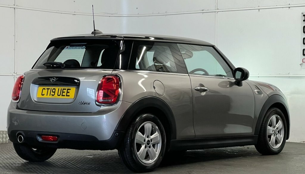 Mini Hatch Cooper Classic CT19UEE Silver #3