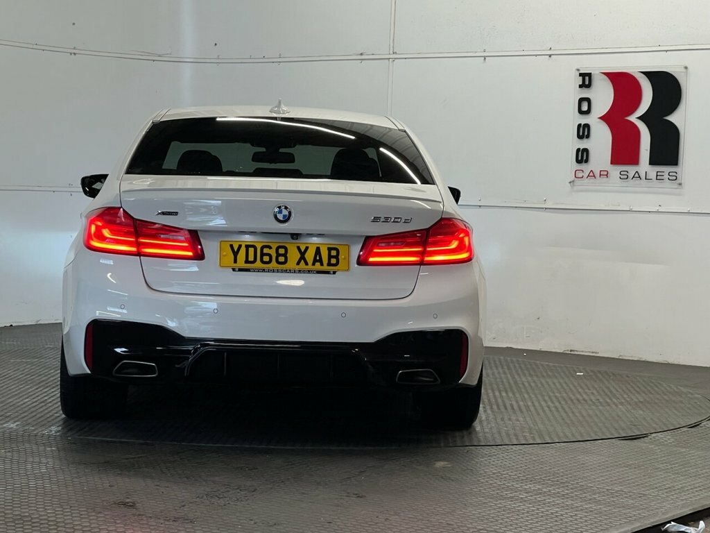 BMW 5 Series 3L M Sport YD68XAB White #4