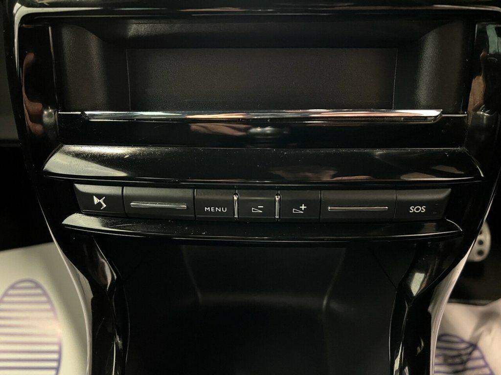 DS DS 4 2016 Ds Ds 1.6 Bluehdi Elegance Black #21