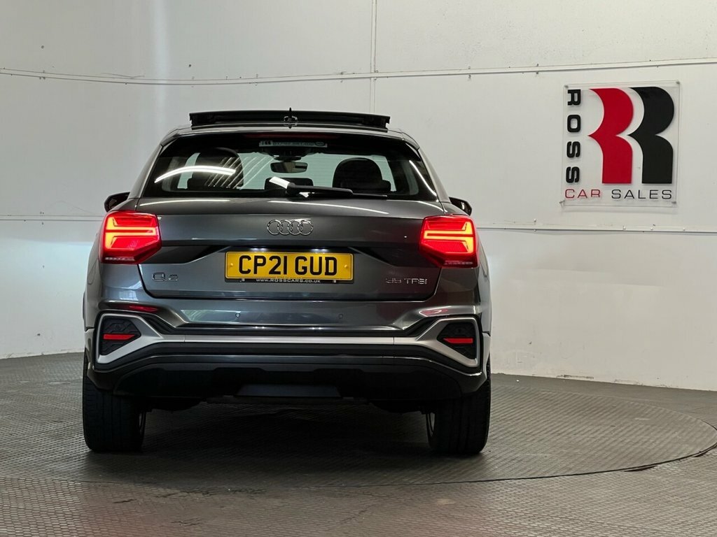Audi Q2 1L S Line CP21GUD Grey #4