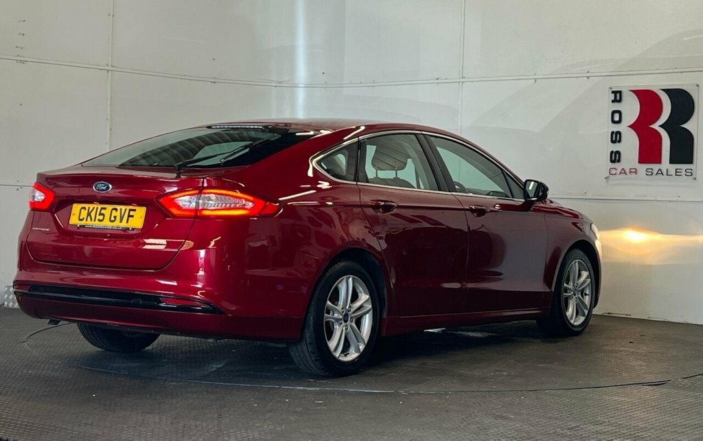 Ford Mondeo 2L Titanium Red #3