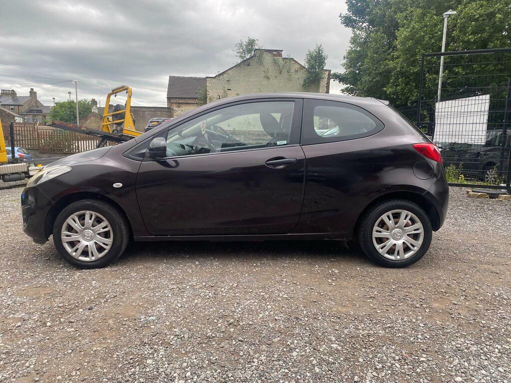 Mazda 2 1.3 Tamura Hatchback Euro 5 84 Red #9