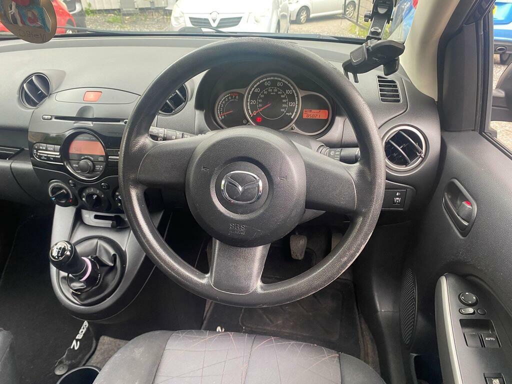 Mazda 2 1.3 Tamura Hatchback Euro 5 84 Red #13