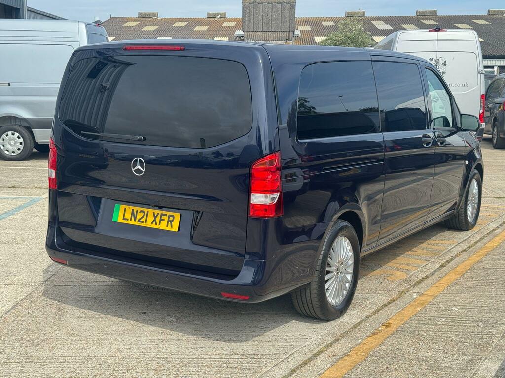Mercedes-Benz eVito 100Kwh Select Tourer Double Cab Blue #4