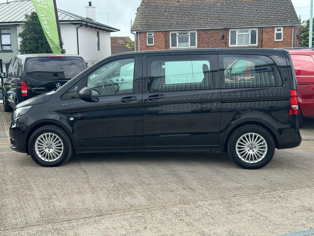 Mercedes-Benz eVito 100Kwh Pro Tourer Fwd L1 8 Seat Black #5