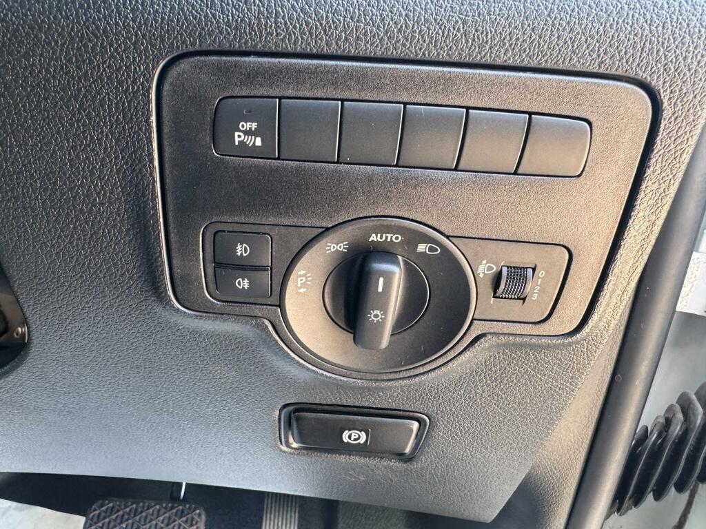 Mercedes-Benz Vito 116 Premium L1  #17