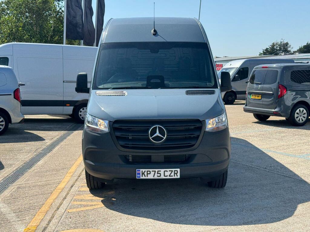 Mercedes-Benz Sprinter 2.0 315 Cdi Pro G-tronic Rwd L3 H2 Euro 6 Ss KP75CZR Blue #2