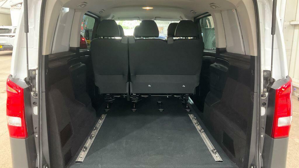 Mercedes-Benz Vito Premium Silver #7