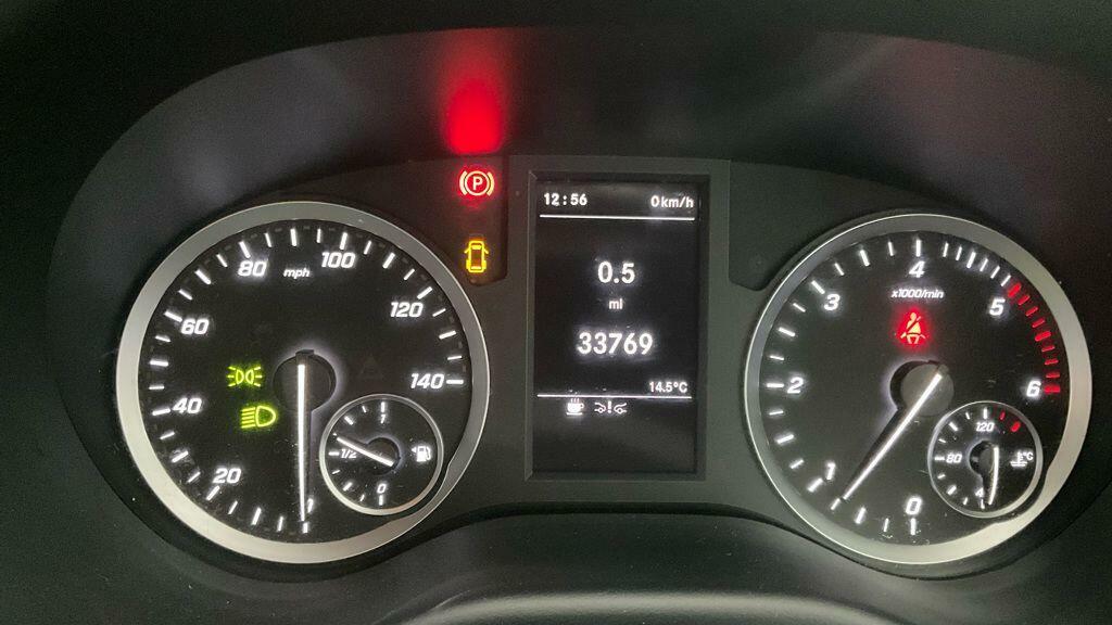 Mercedes-Benz Vito Premium Silver #10